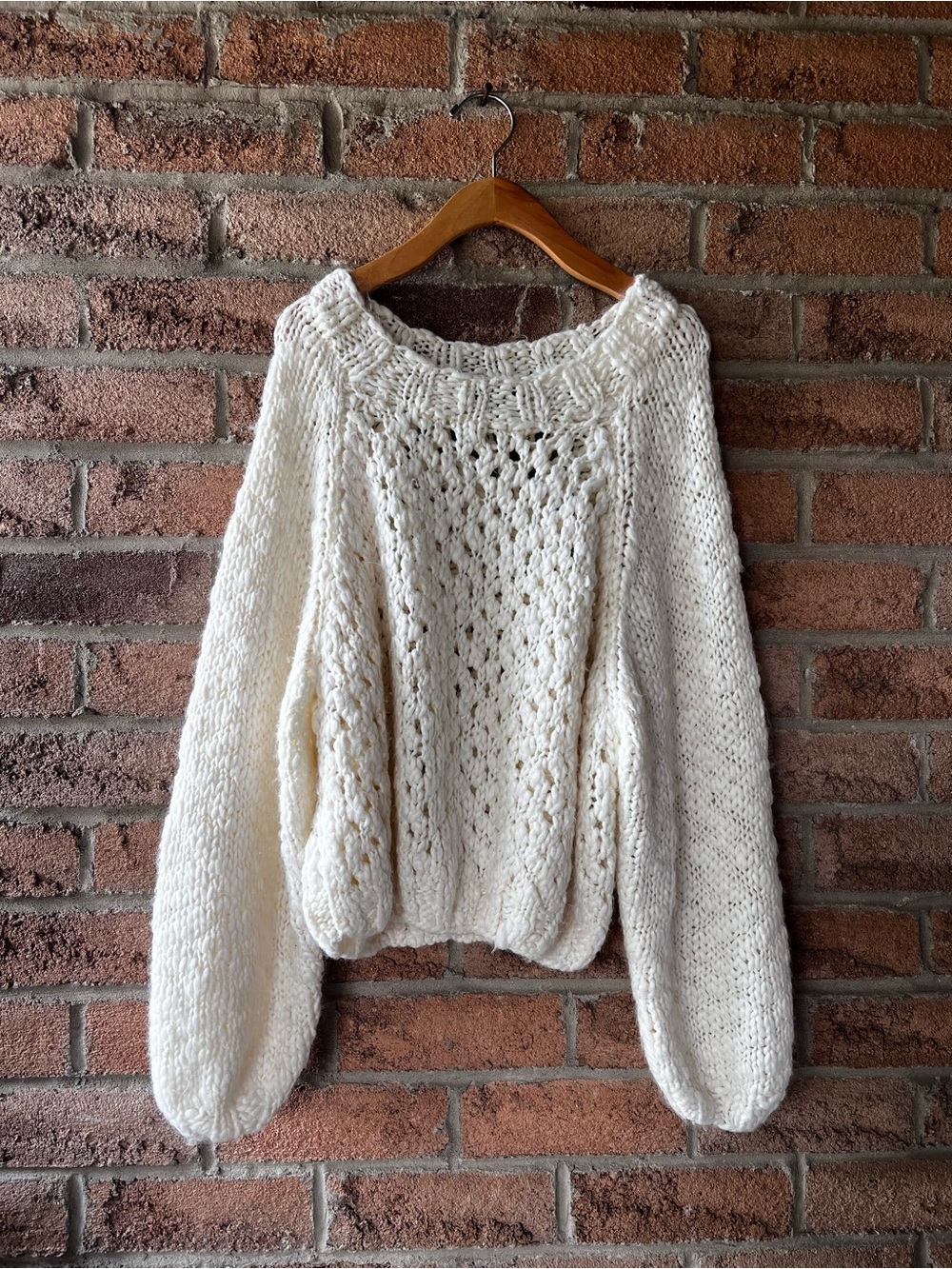 H&M Wool Blend Chunky Open Knit Sweater Cream Balloon Sleeve Oversized M